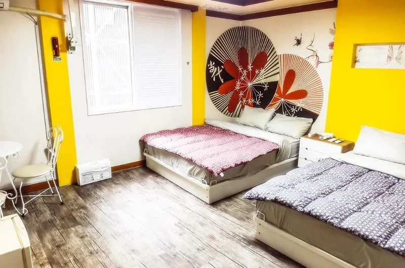 Kimchee Busan Downtown Guesthouse